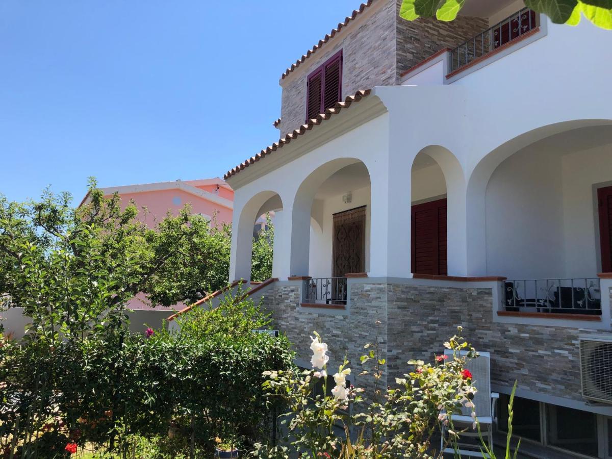 Appartamento In Villa Andreina Orosei Extérieur photo